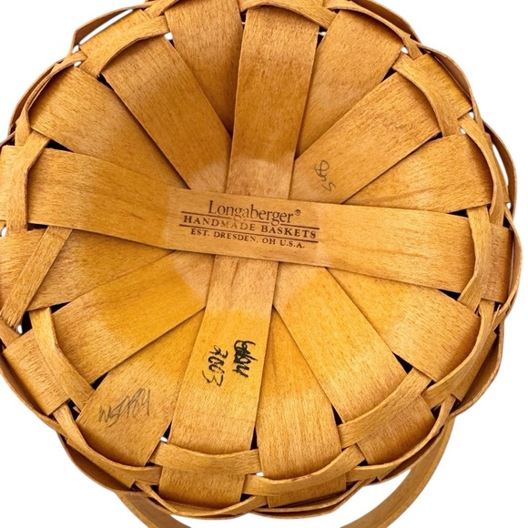 Longaberger Retired Vintage Never Used Fruit Basket With Plastic Liner - Picture 6 of 10